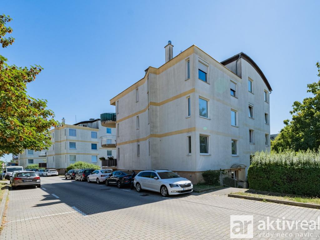 Prodej bytu 2+kk 54 m2, Praha – náhled fotky 29