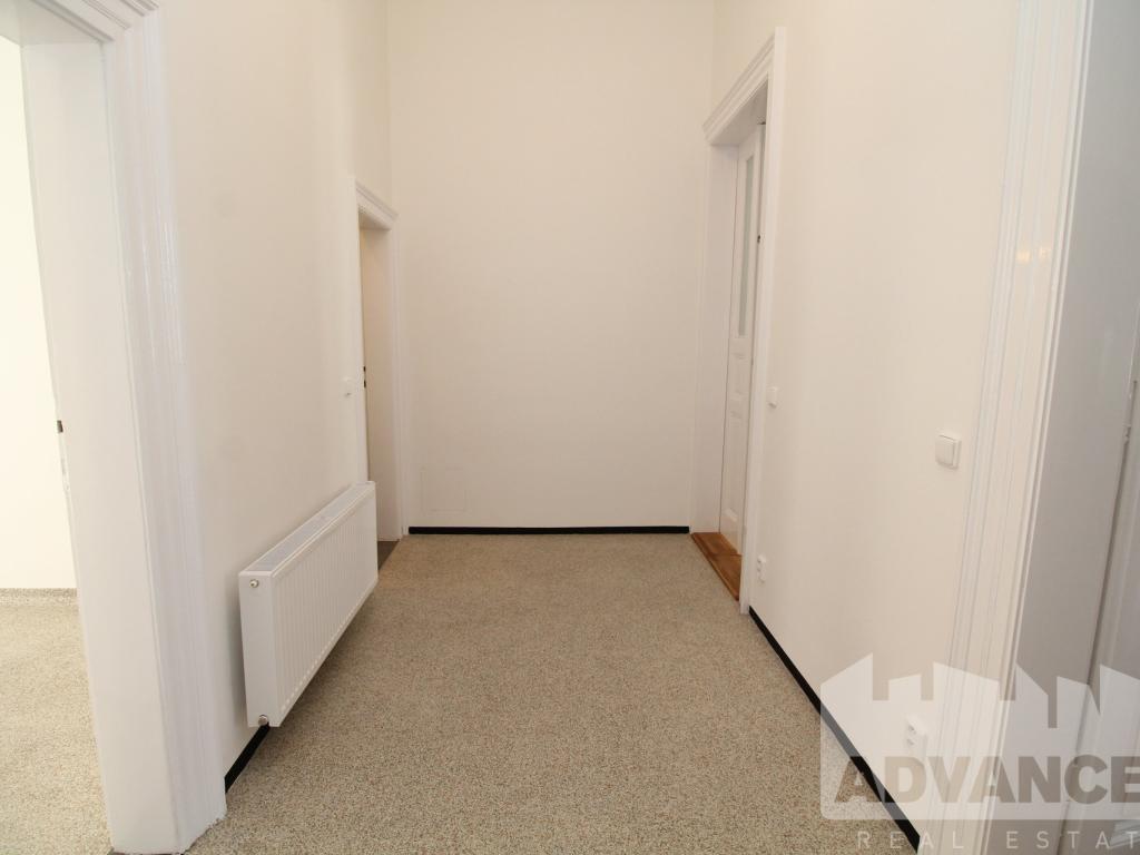 Pronájem bytu 3+kk 82 m2, Praha – náhled fotky 15