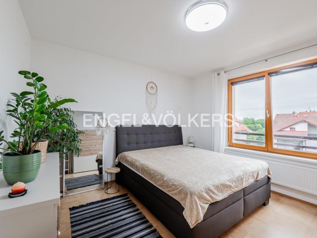 Pronájem bytu 2+kk 54 m2