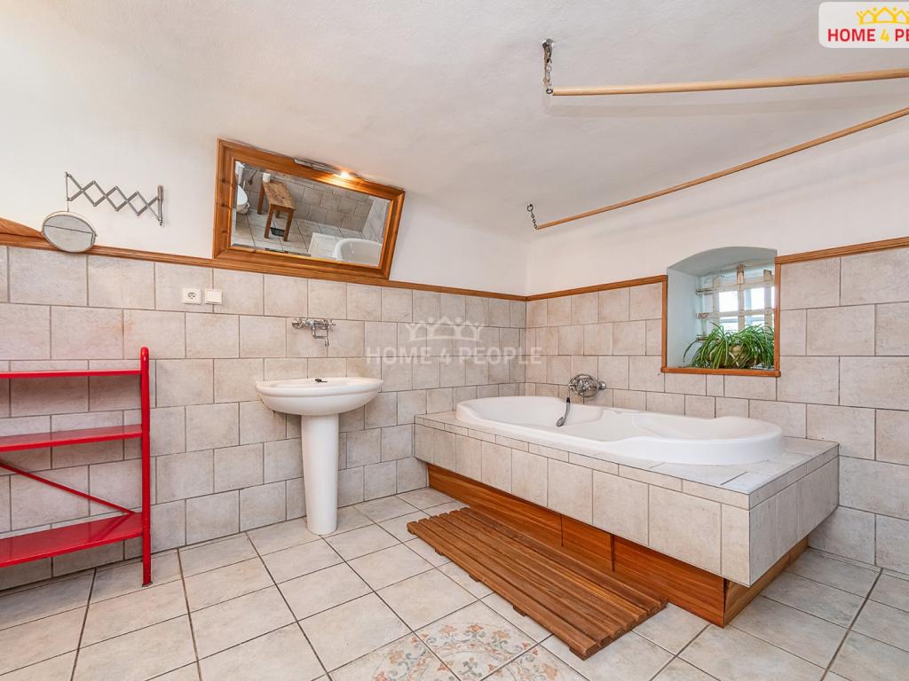 Prodej domu 190 m2, Vysoký Chlumec – náhled fotky 13