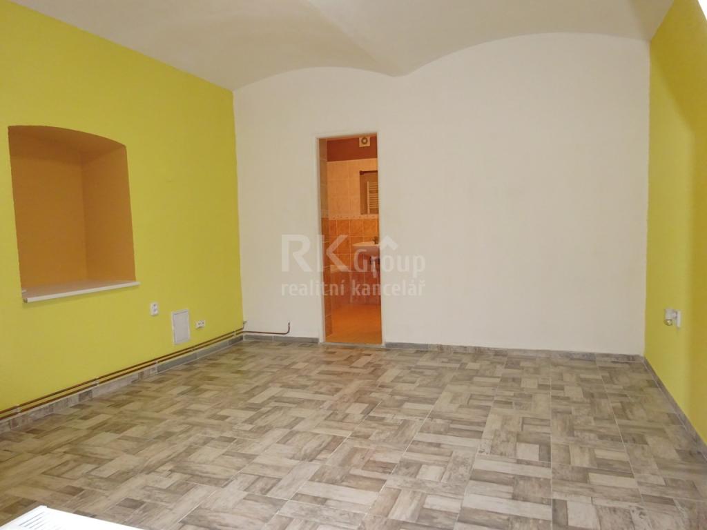 Pronájem bytu 1+1 40 m2