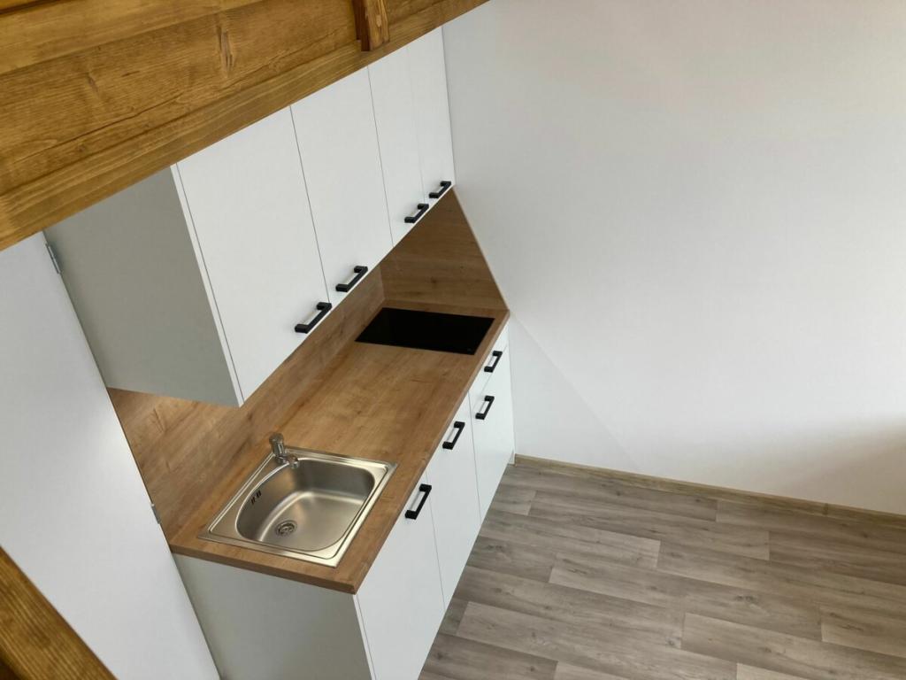 Pronájem bytu 1+kk 22 m2