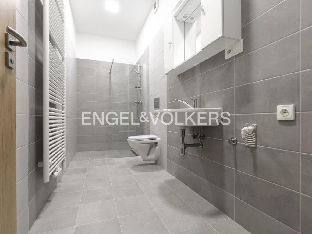 Pronájem bytu 1+kk 42 m2