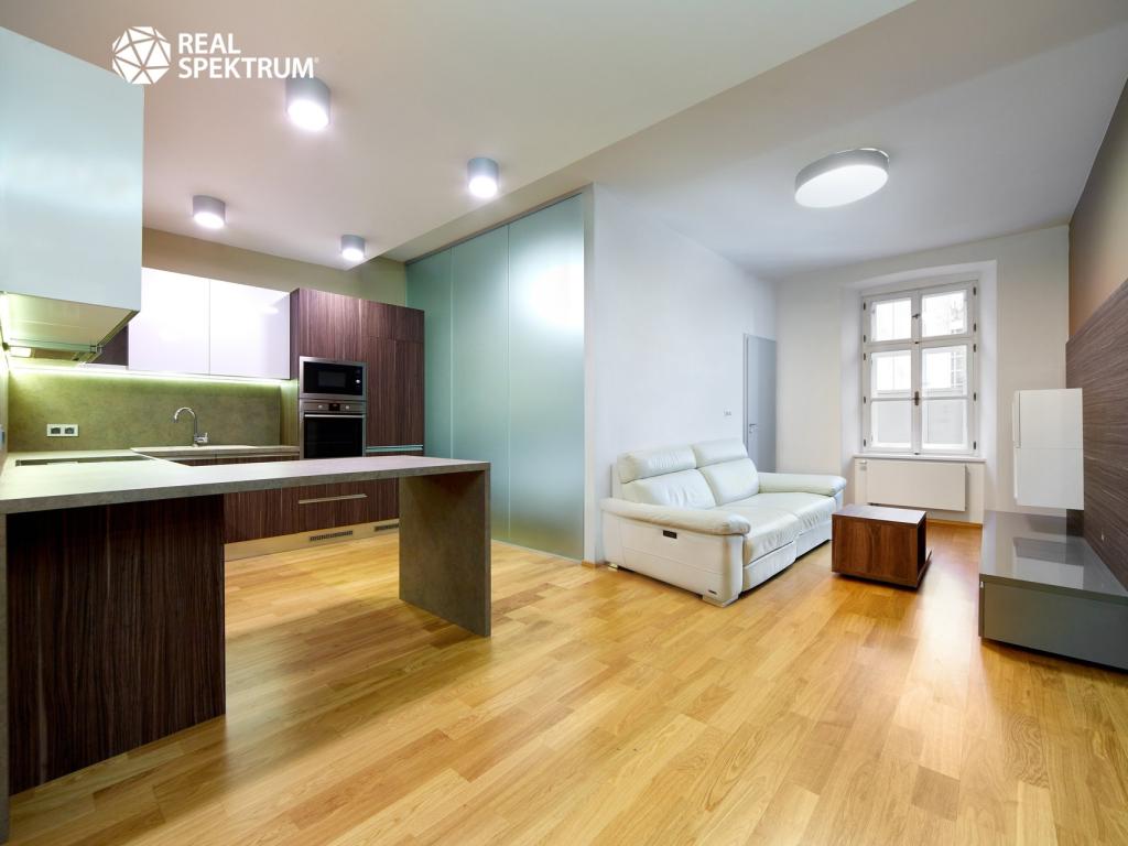 Pronájem bytu 3+kk 82 m2