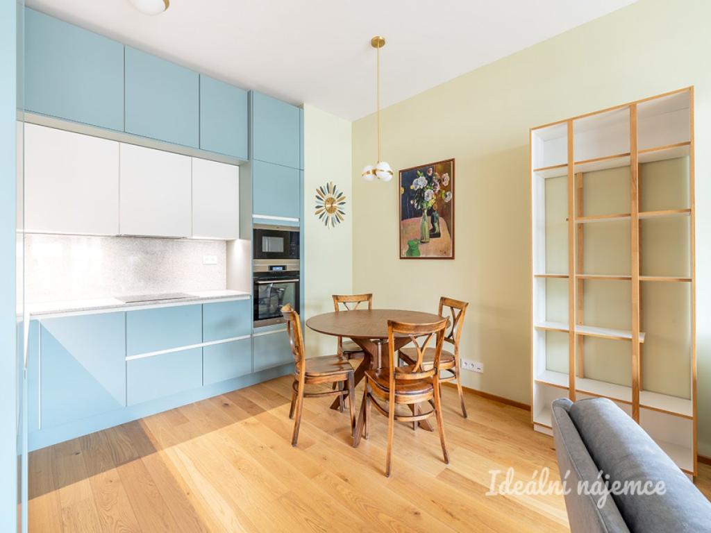 Pronájem bytu 2+kk 58 m2, Praha – náhled fotky 8