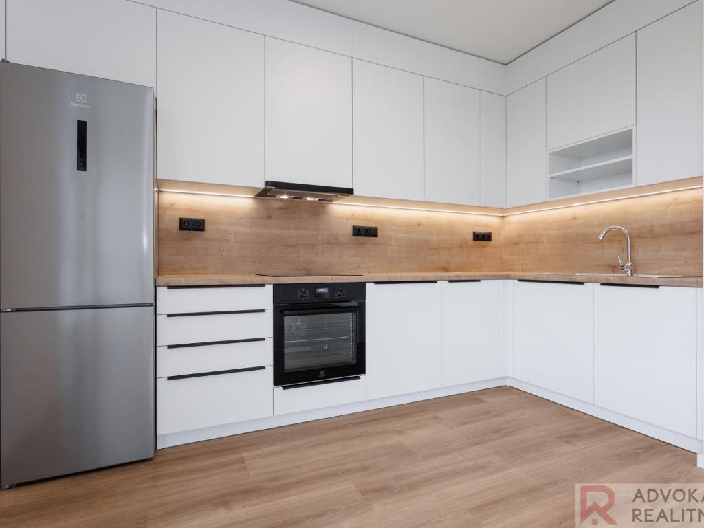 Pronájem bytu 3+kk 72 m2