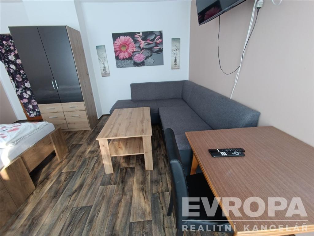 Pronájem bytu 1+kk 18 m2