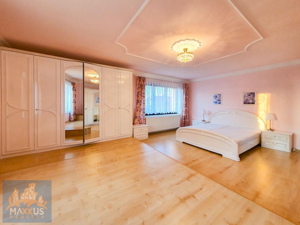 Pronájem domu 483 m2, Praha – náhled fotky 12