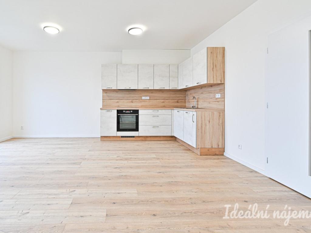 Pronájem bytu 2+kk 70 m2