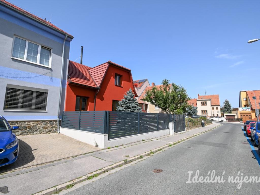 Pronájem bytu 3+1 180 m2