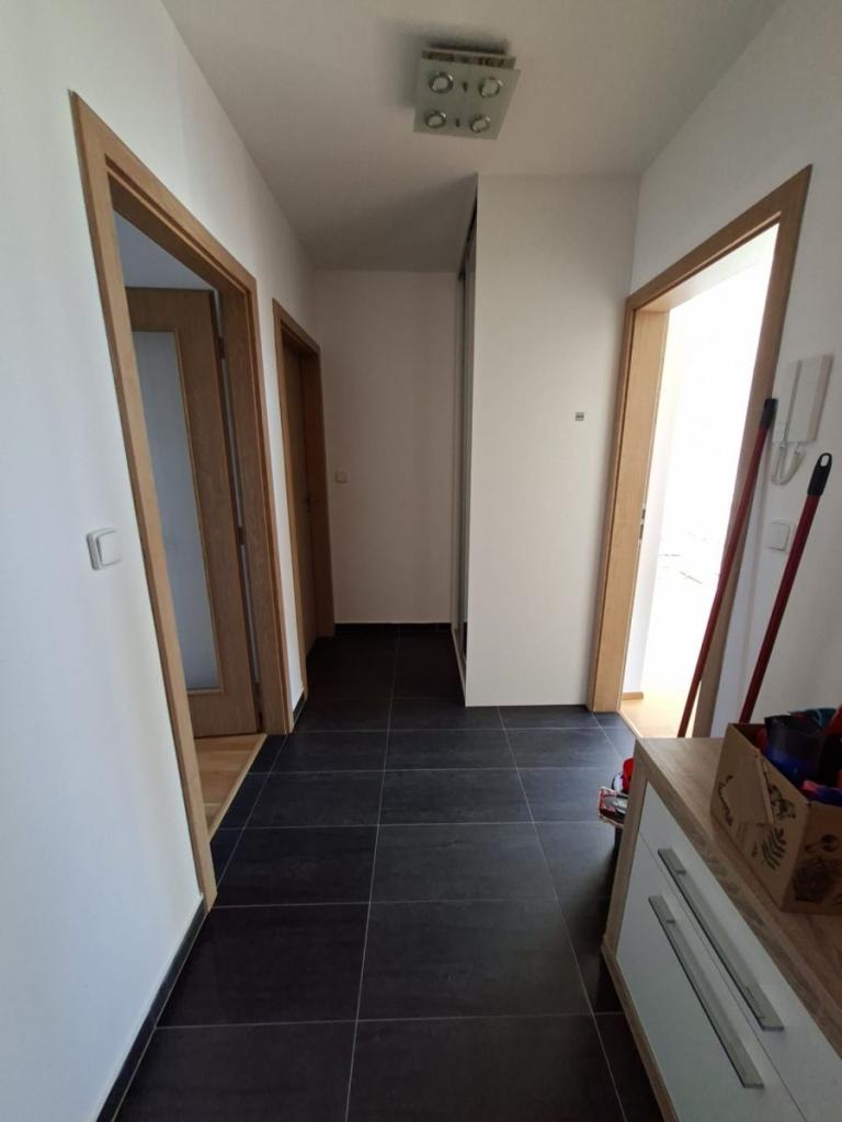 Prodej bytu 2+kk 74 m2, Praha – náhled fotky 7