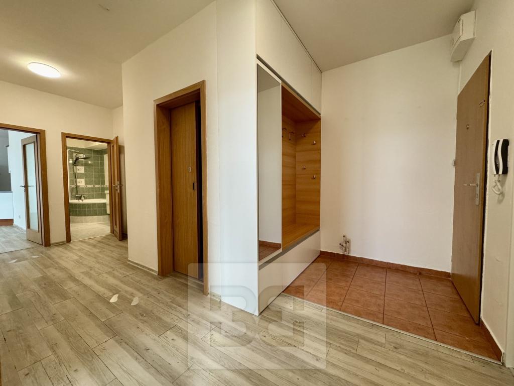 Pronájem bytu 3+kk 74 m2