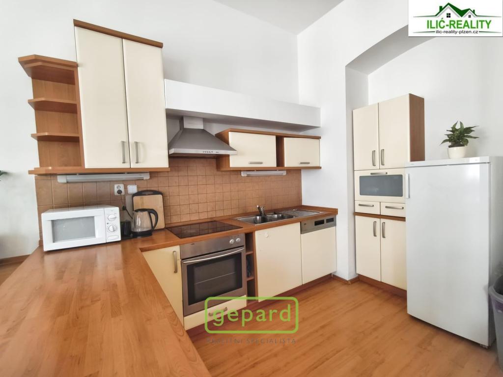 Pronájem bytu 2+kk 78 m² – pohled 6