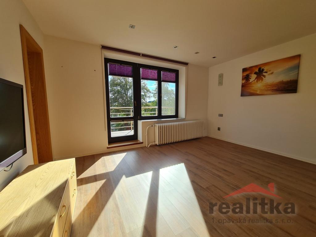 Pronájem bytu 2+1 84 m2