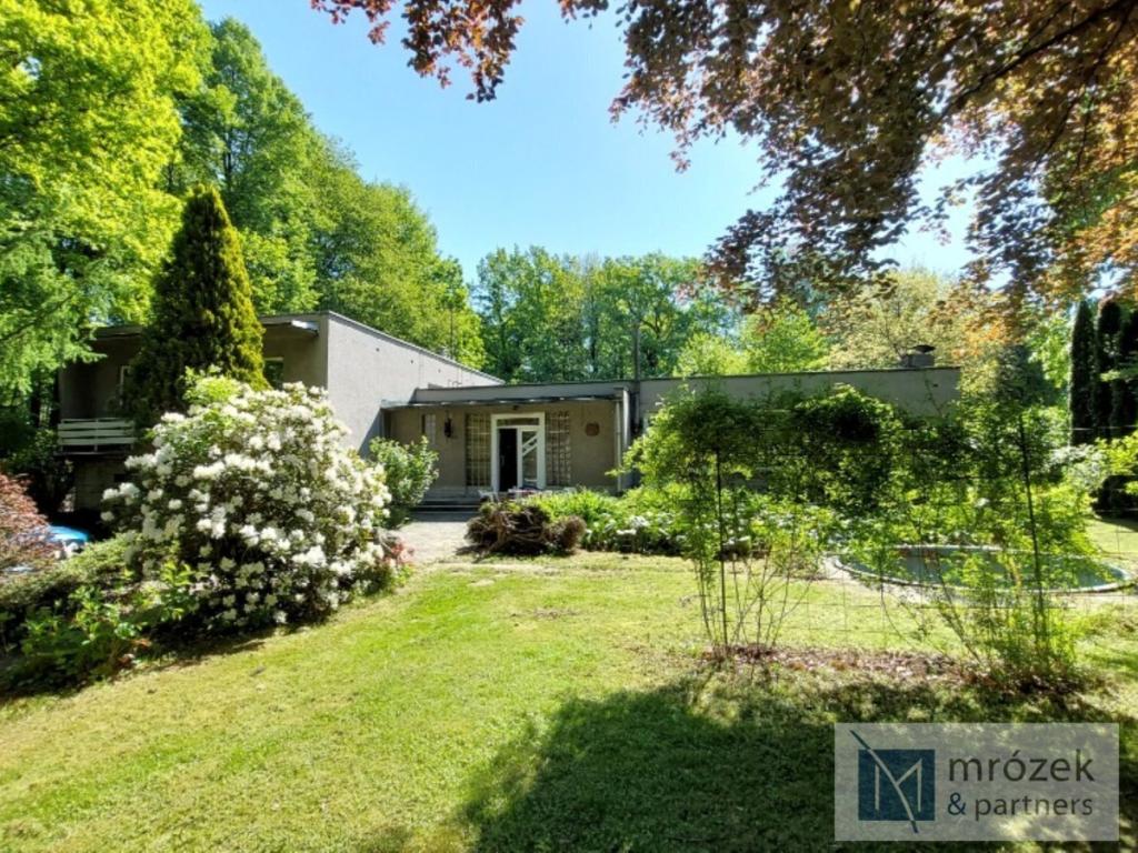 House for sale · 432 m² · Ostrava — 432 936 €