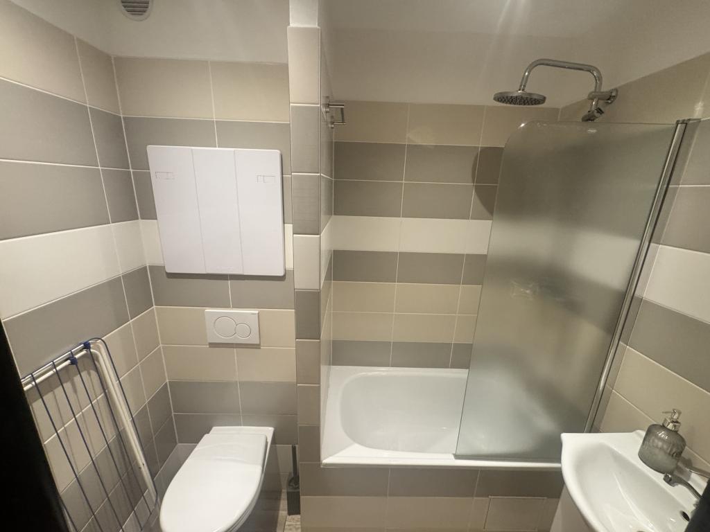 Pronájem bytu 1+kk 28 m2