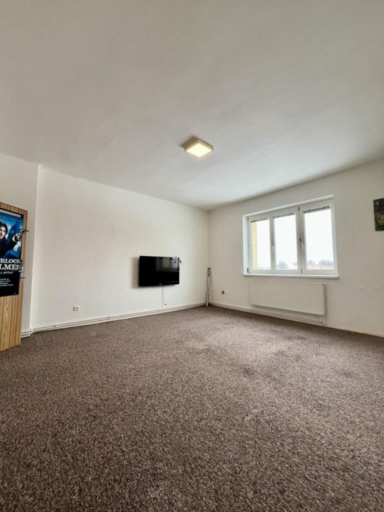 Pronájem bytu 1+1 54 m2