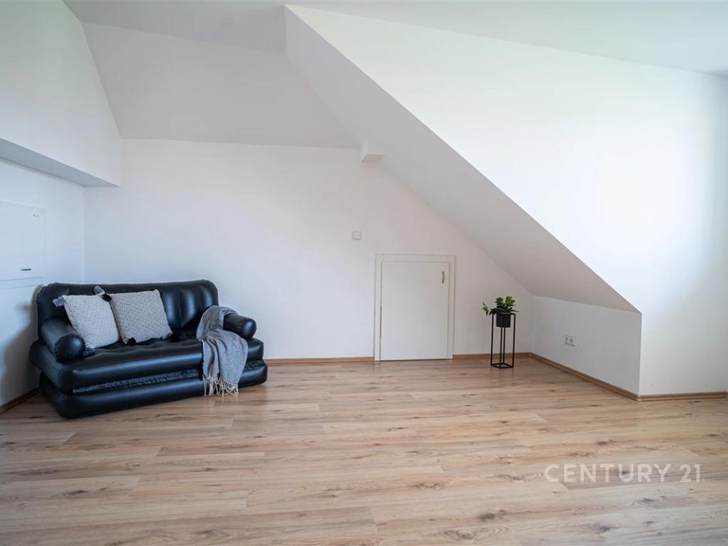 Pronájem bytu 3+kk 74 m2, Znojmo – náhled fotky 4