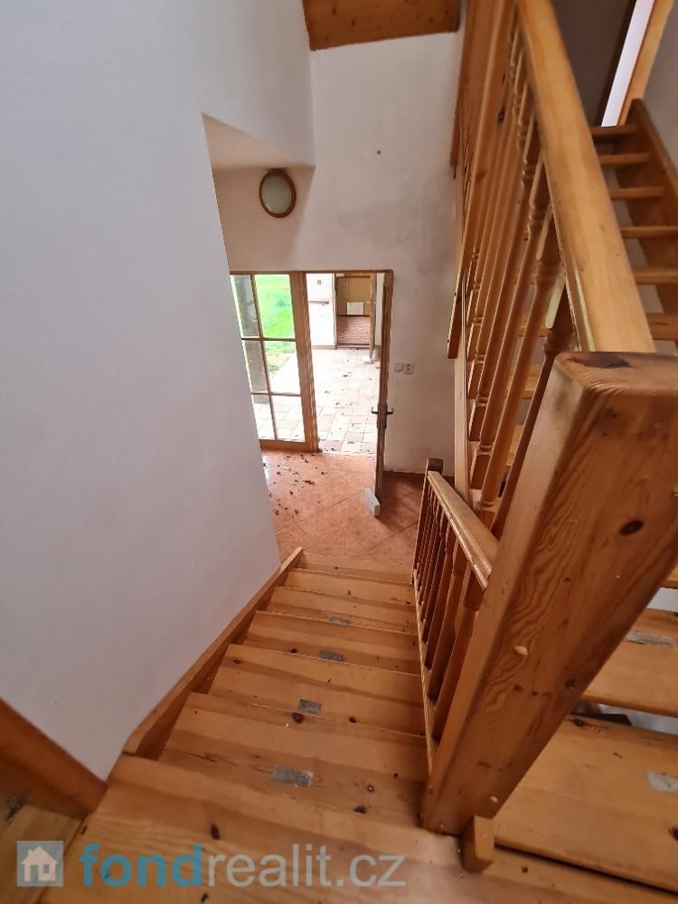 Pronájem bytu rodinný dům 141 m2