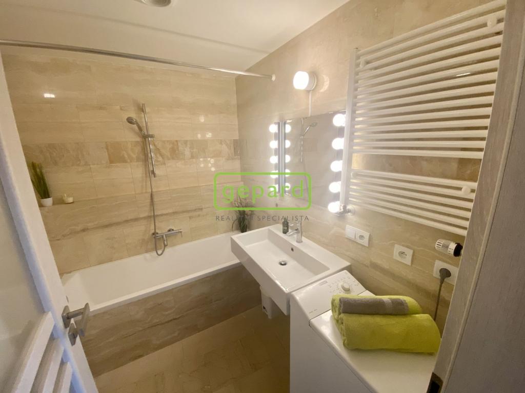Pronájem bytu 1+kk 34 m2