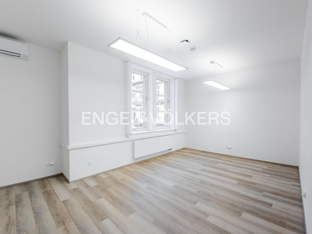 Pronájem bytu 5+1 156 m2