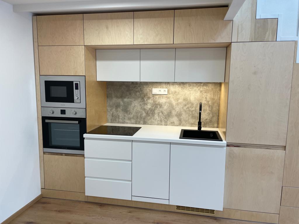 Pronájem bytu 2+kk 56 m2, Praha – náhled fotky 10
