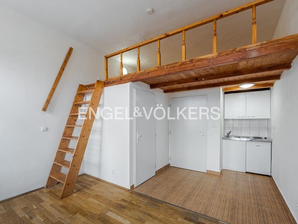 Pronájem bytu 1+kk 18 m2
