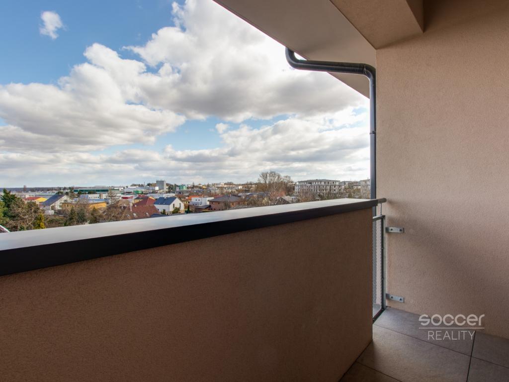 Pronájem bytu 1+kk 34 m² – pohled 6