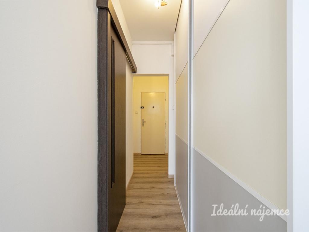 Pronájem bytu 1+kk 27 m2