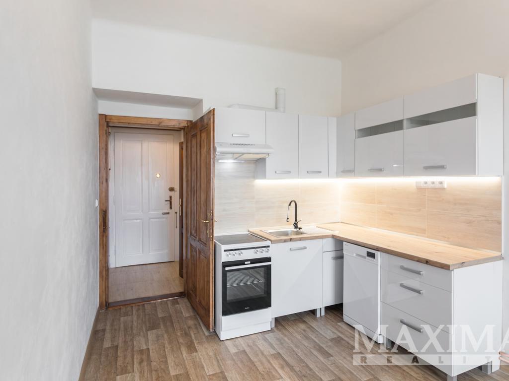 Pronájem bytu 1+1 40 m2