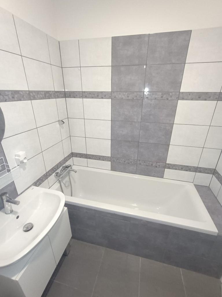 Pronájem bytu 2+kk 42 m2