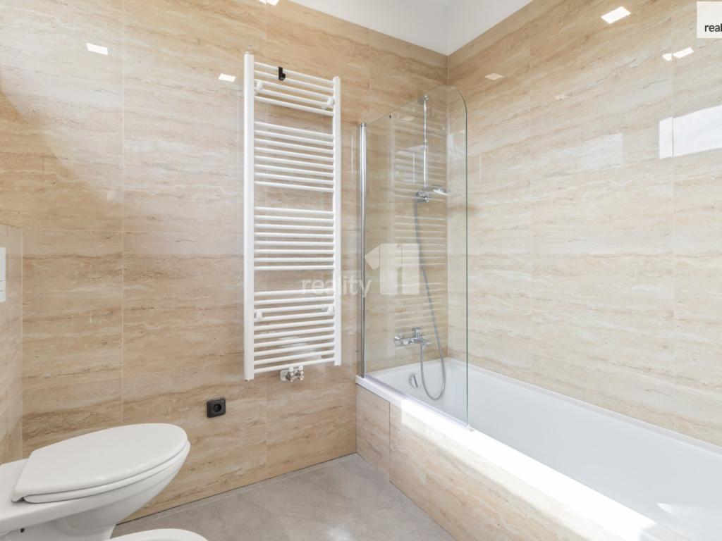 Pronájem bytu 3+kk 105 m2, Praha – náhled fotky 13