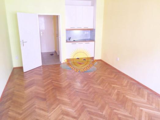 Pronajem bytu garsonka 32 m2