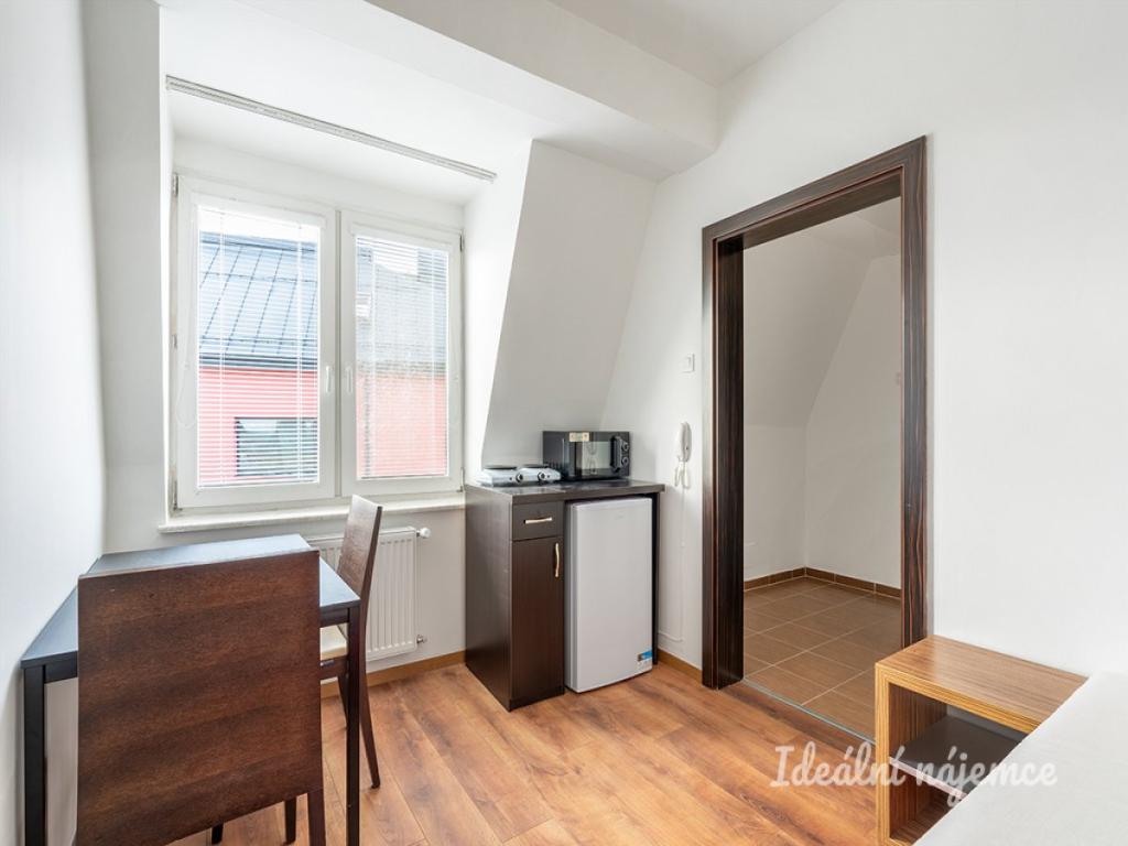 Pronájem bytu 1+kk 18 m2