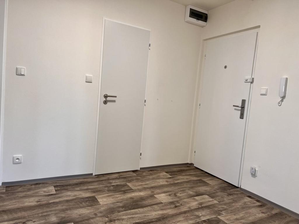 Pronájem bytu 3+1 69 m2, Ostrava – náhled fotky 17