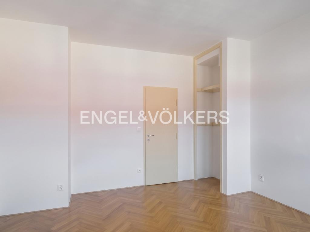 Pronájem bytu 3+kk 89 m2