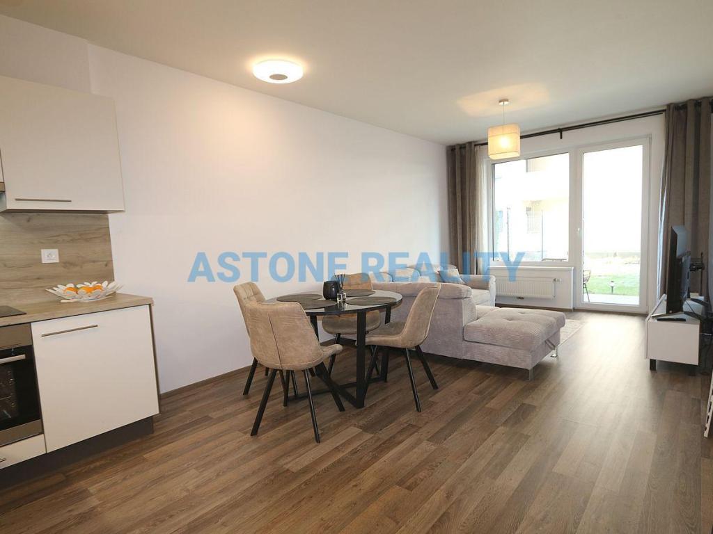 Pronájem bytu 2+kk 121 m2