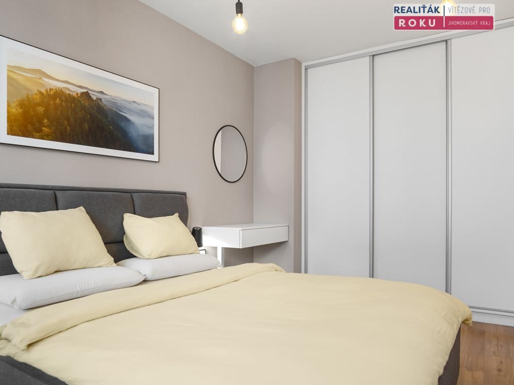 Pronájem bytu 2+kk 42 m2