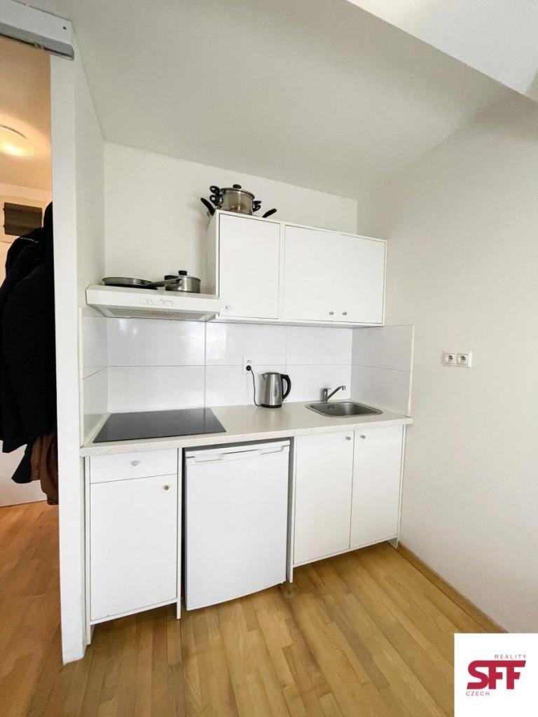 Pronájem bytu 2+kk 37 m2