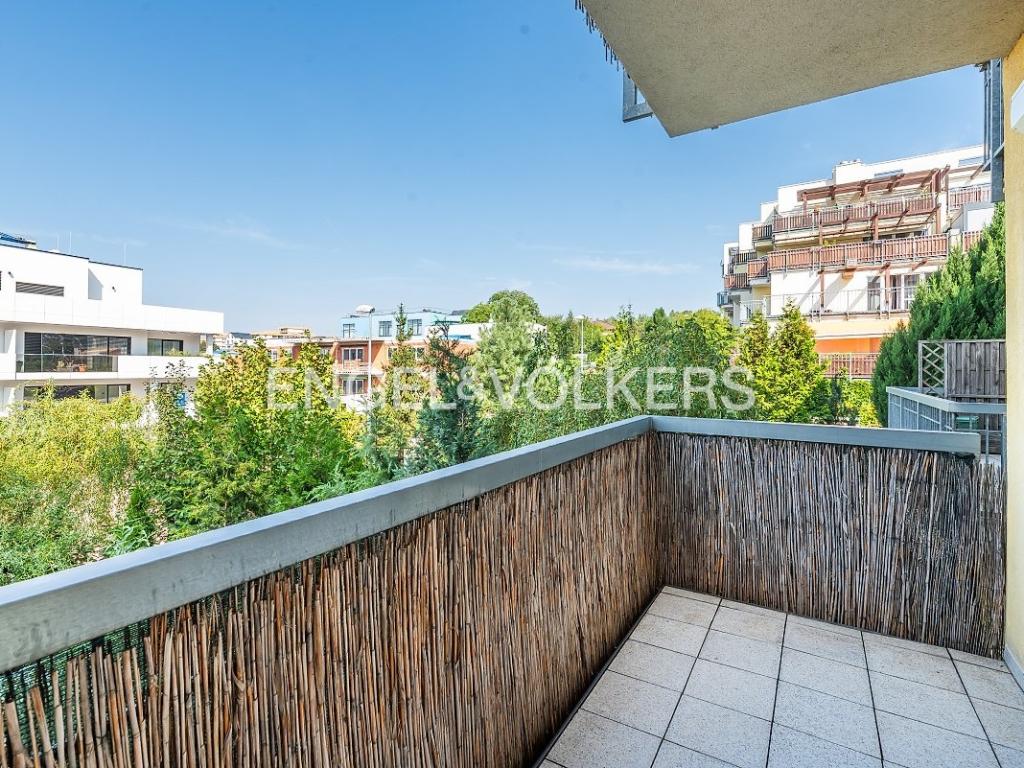 Pronájem bytu 2+kk 52 m2
