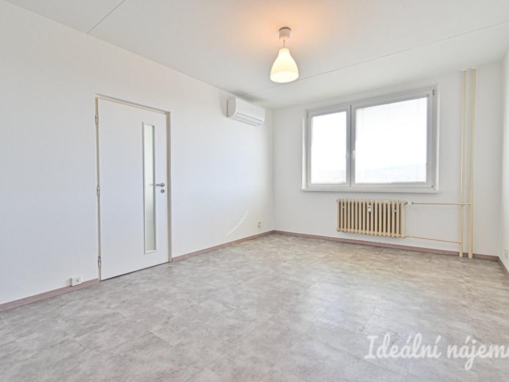 Pronájem bytu 1+1 40 m2