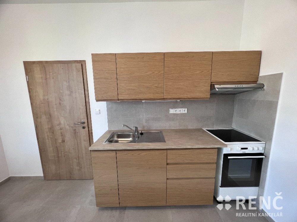 Pronájem bytu 2+kk 33 m2
