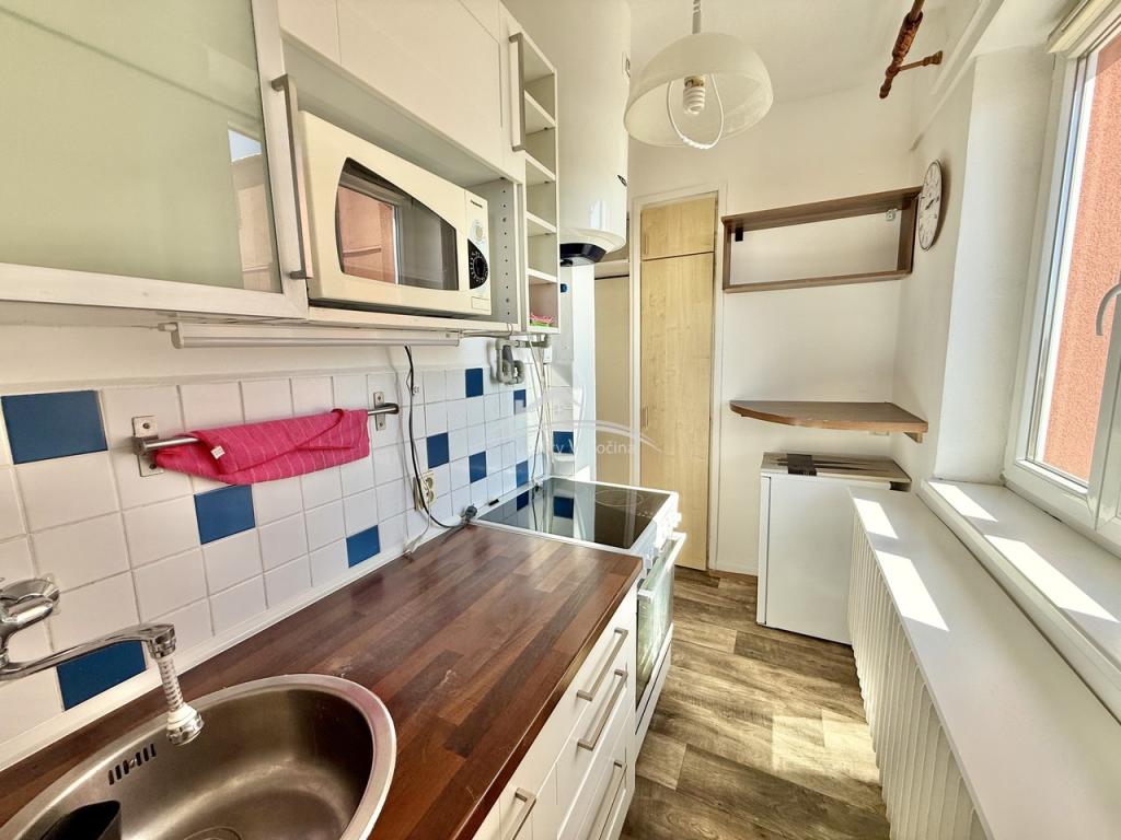 Pronájem bytu 1+1 28 m2