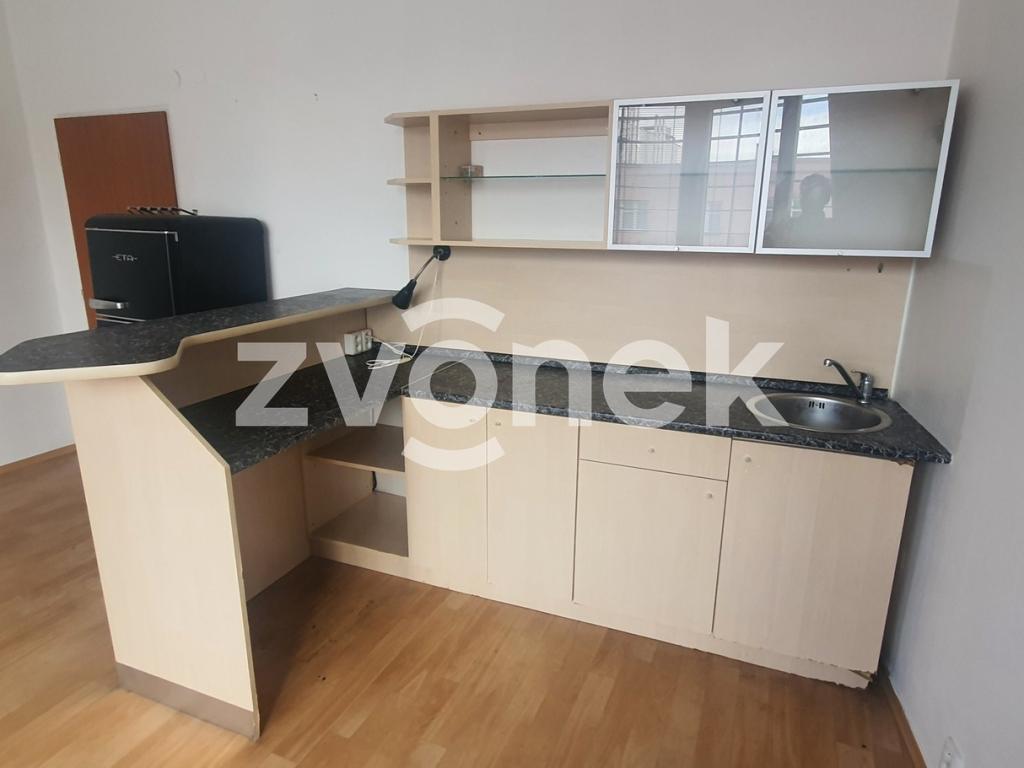 Pronájem bytu 1+kk 25 m2