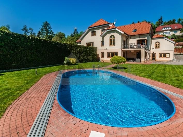 Pronájem domu 410 m2