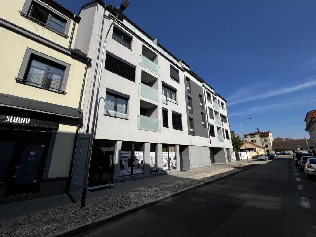 Pronájem bytu 1+kk 47 m2