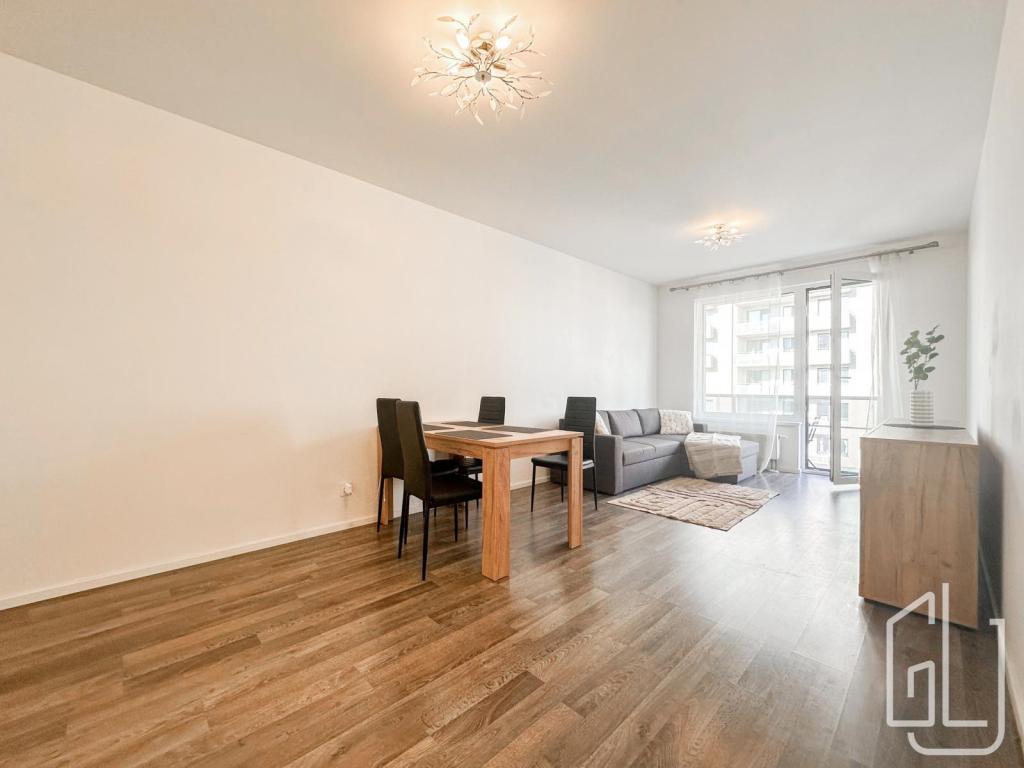 Pronájem bytu 2+kk 55 m2