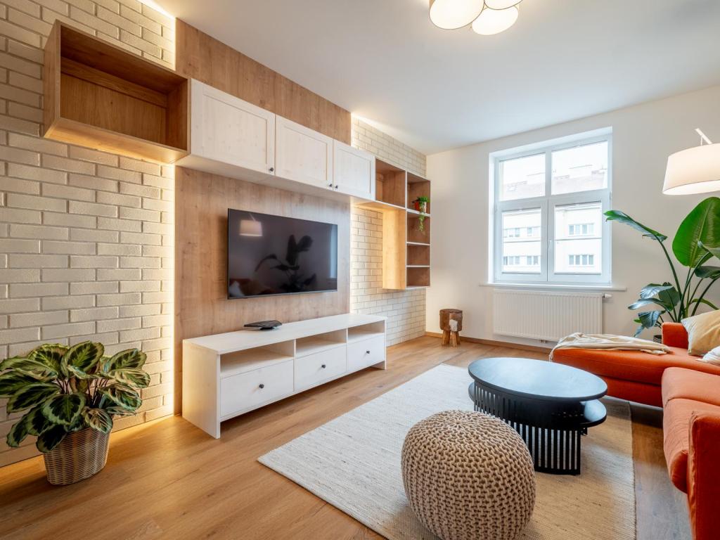 Pronájem bytu 2+1 68 m2