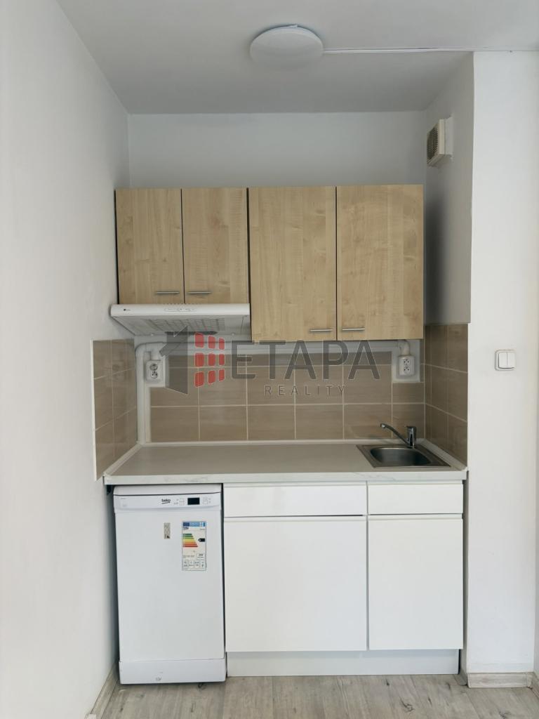 Pronájem bytu 1+kk 29 m2