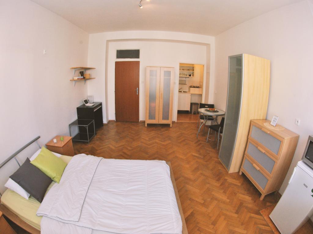 Pronajem bytu 1+kk 35 m2